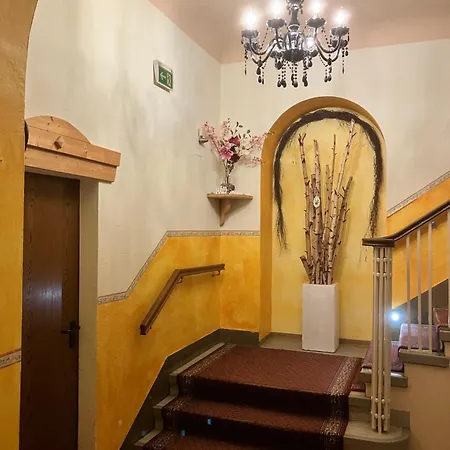 Gaestehaus Zur Burggraefin Homestay Manderscheid