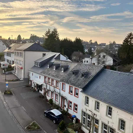 Gaestehaus Zur Burggraefin * マンダーシャイト