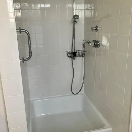 Gaestehaus Zur Burggraefin ホームステイ マンダーシャイト