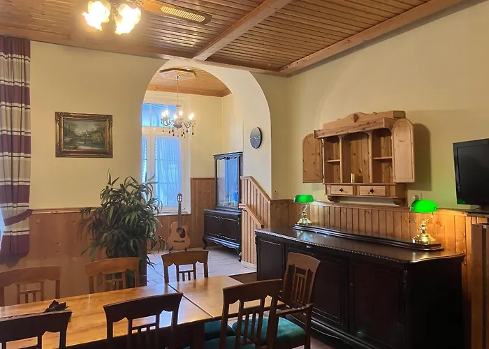 Gaestehaus Zur Burggraefin * Manderscheid