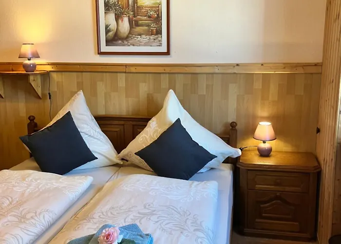 Homestay Gaestehaus Zur Burggraefin *