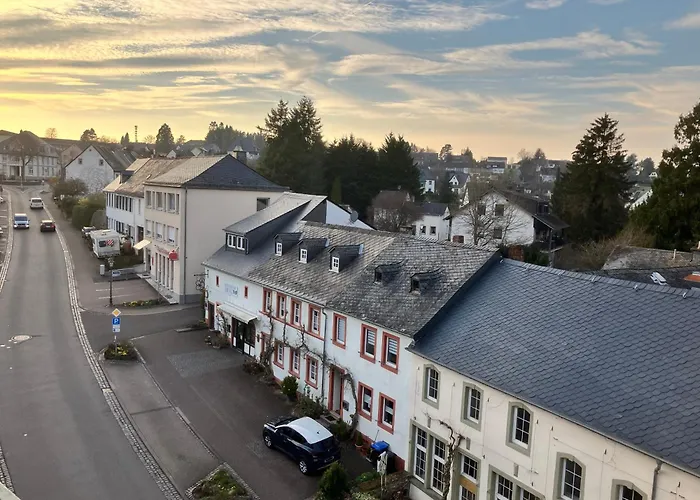 Gaestehaus Zur Burggraefin * Manderscheid
