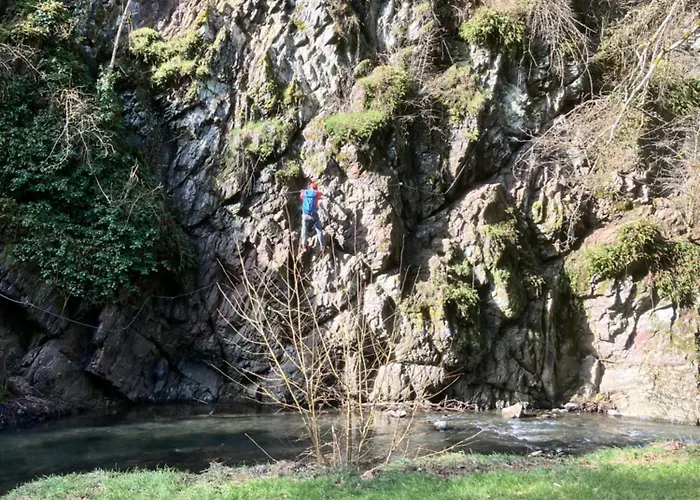 Homestay Gaestehaus Zur Burggraefin Manderscheid