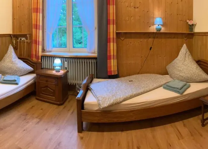 Gaestehaus Zur Burggraefin Homestay *